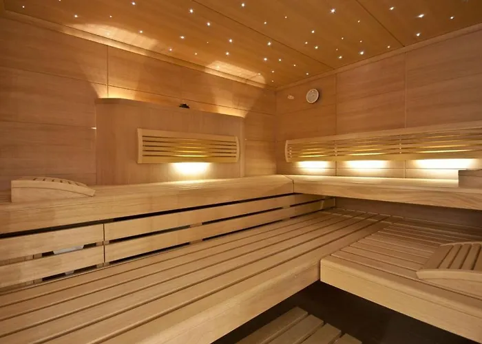 Deck 4 Modern Retreat *